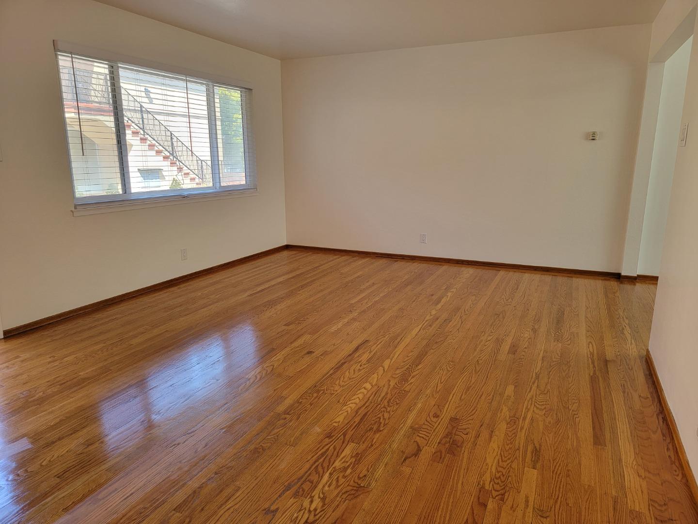 1751 Marco Polo Way 3