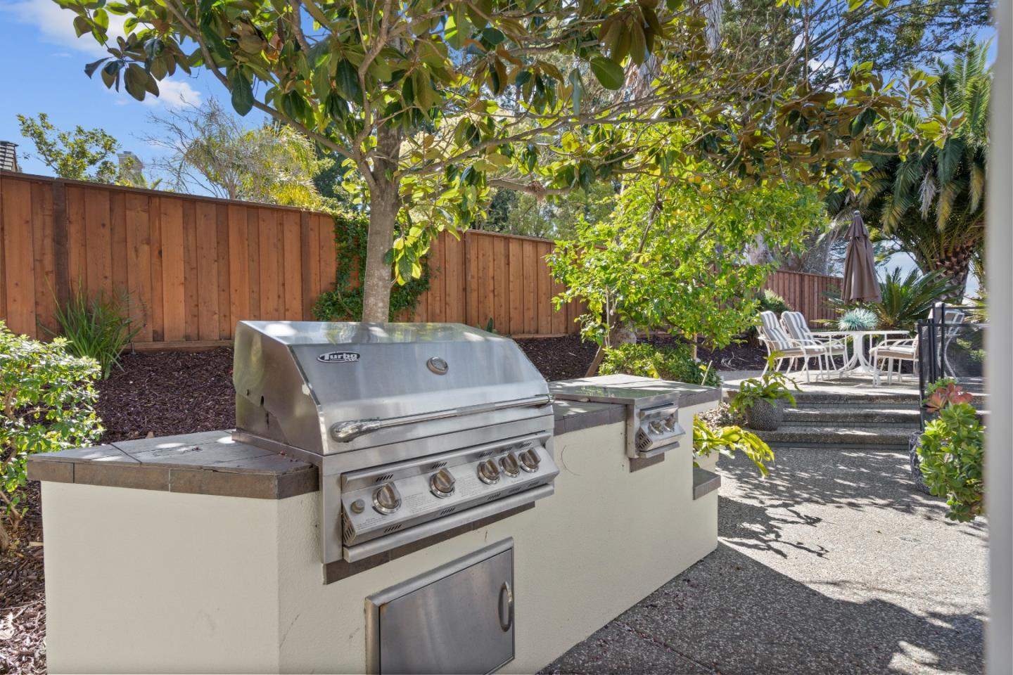 21 Chantecler Drive