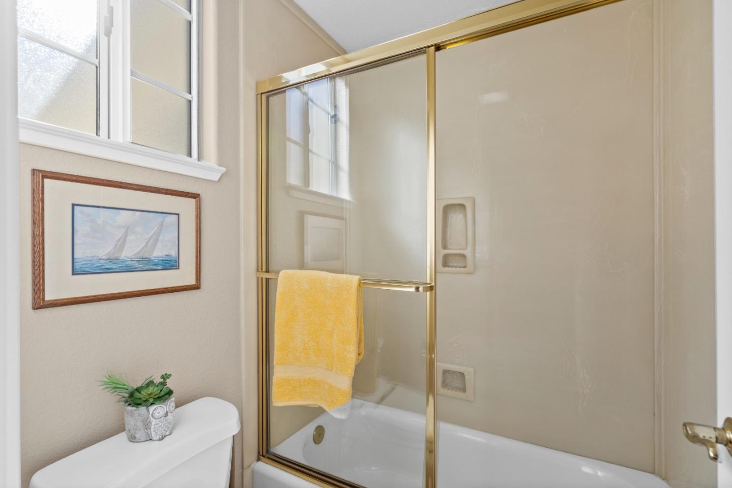 21 Chantecler Drive