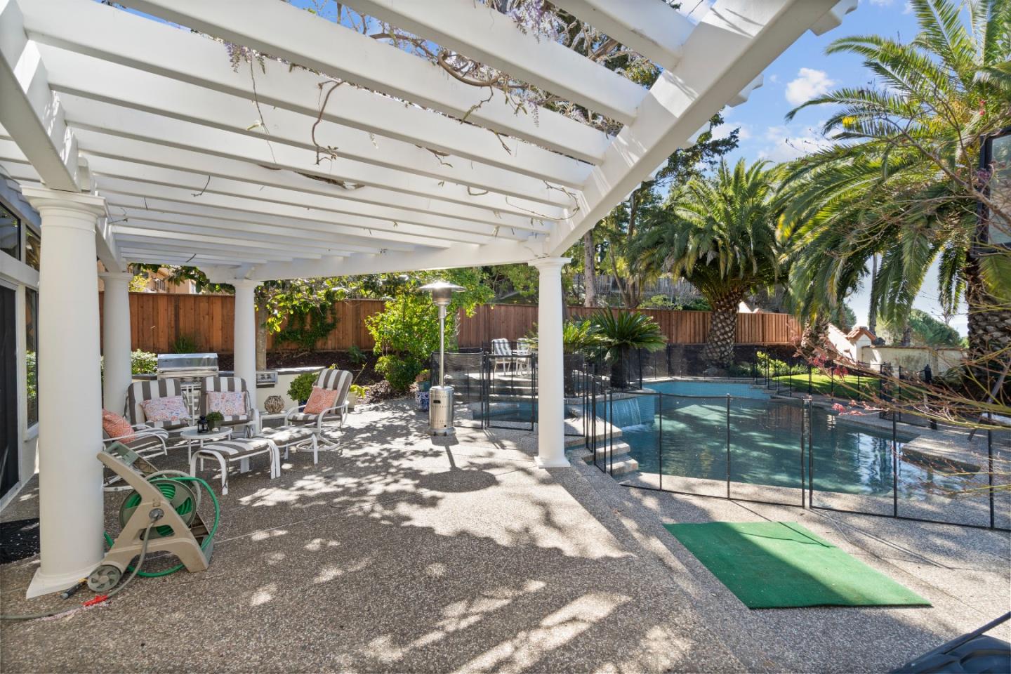 21 Chantecler Drive
