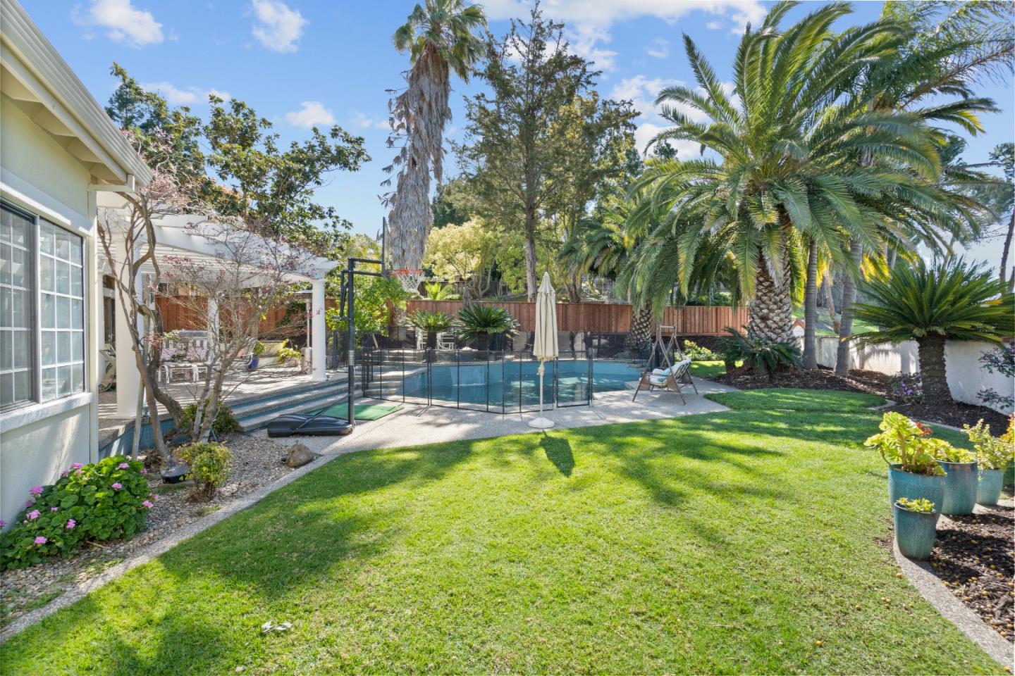 21 Chantecler Drive