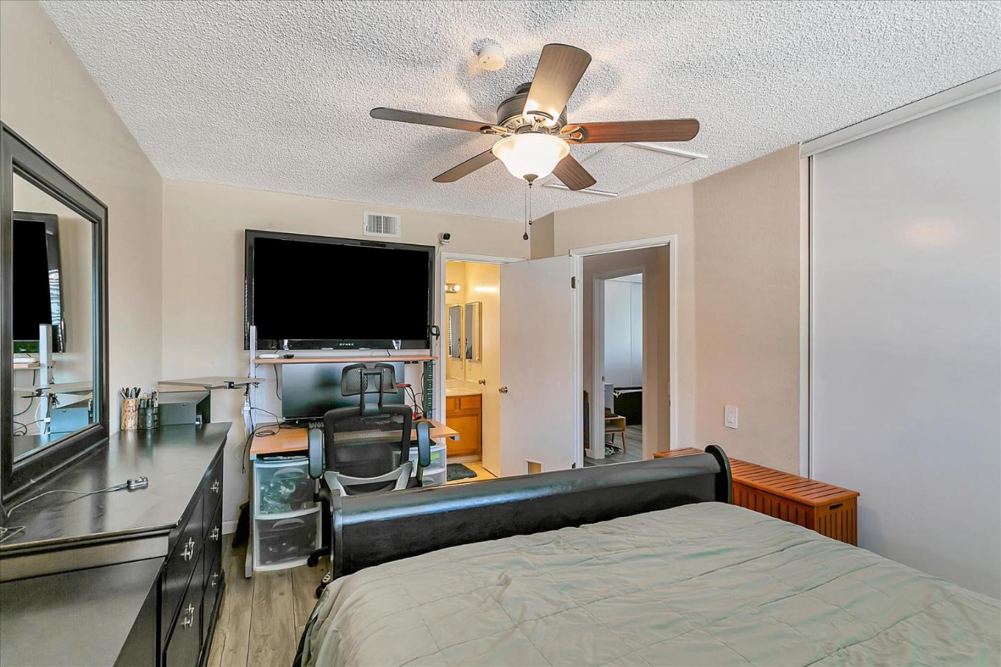 358 Kenbrook Circle