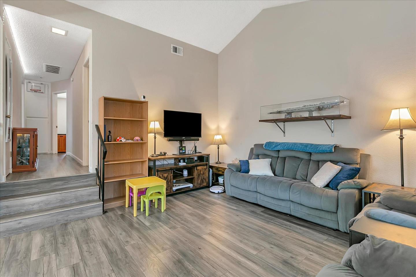 358 Kenbrook Circle