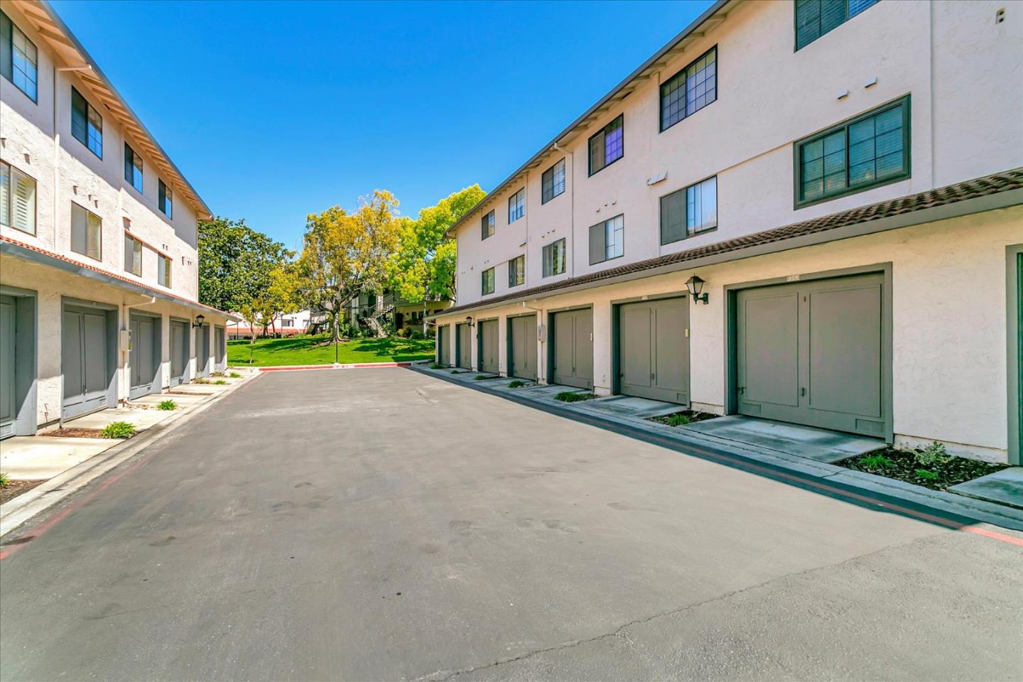 358 Kenbrook Circle
