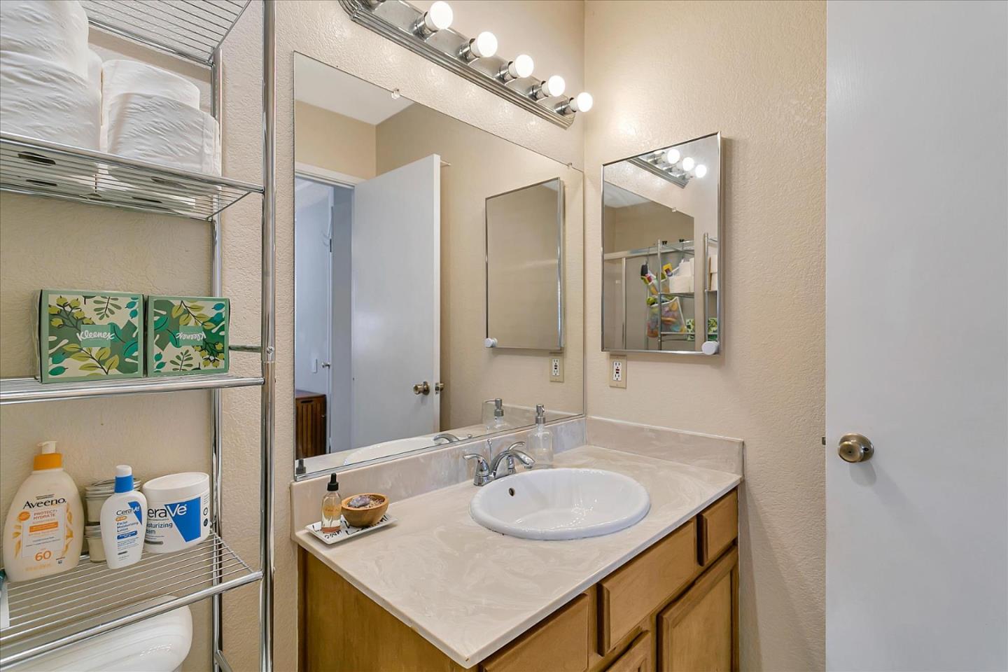 358 Kenbrook Circle