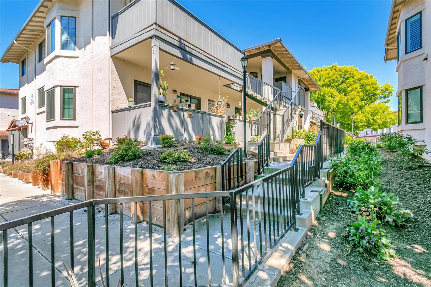 358 Kenbrook Circle
