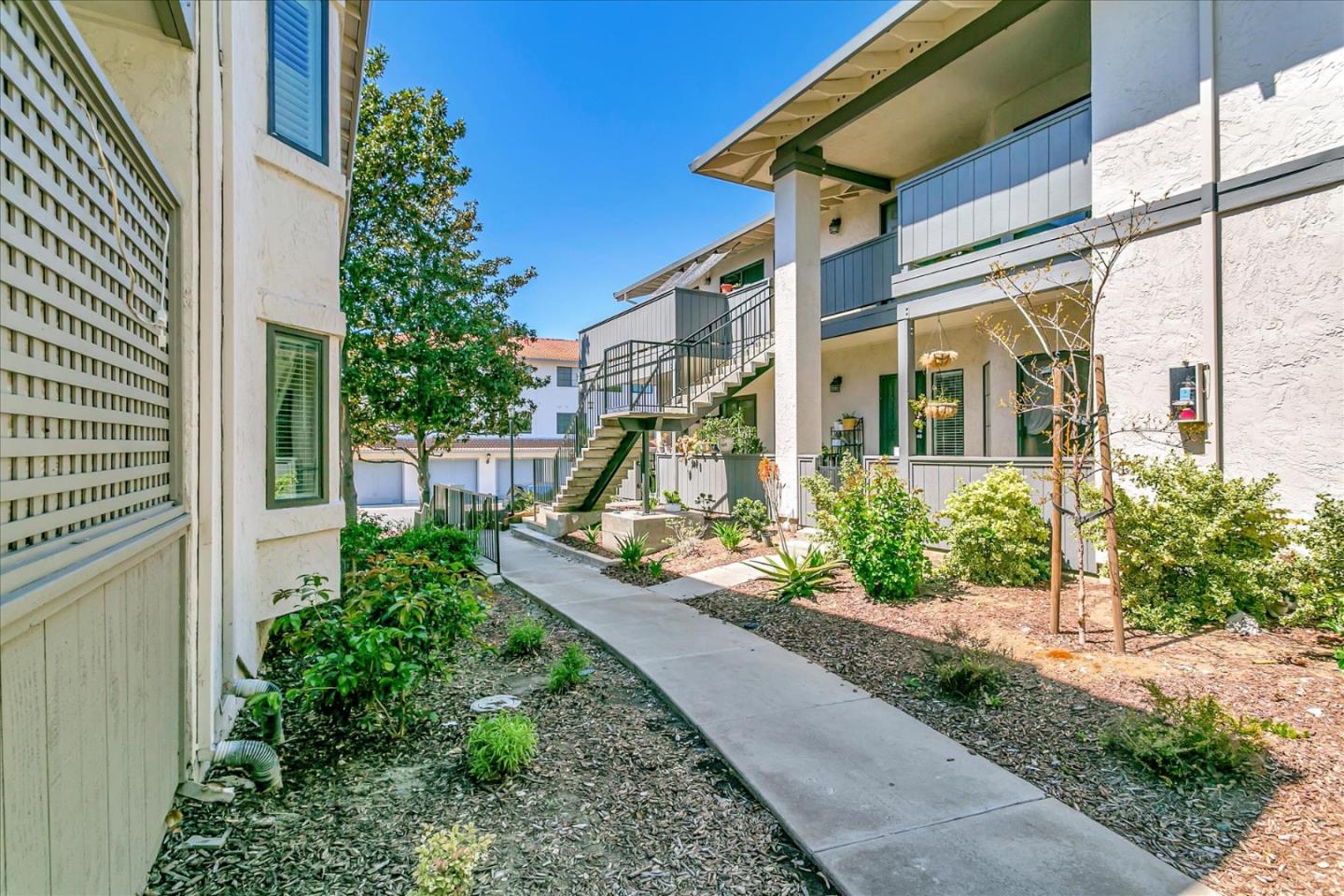 358 Kenbrook Circle