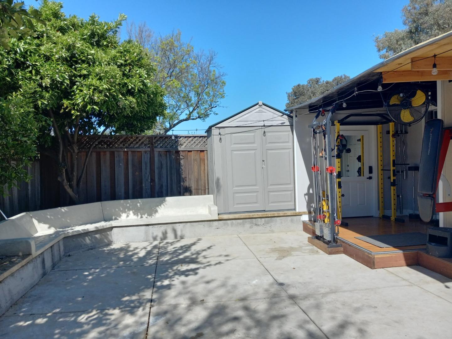 4656 Rotherhaven Way