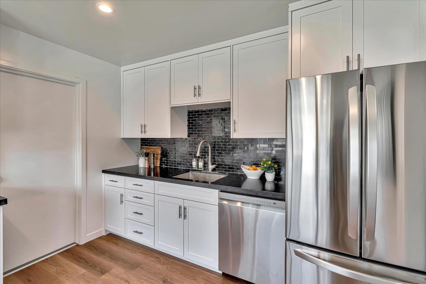 1277 Crestwood Drive