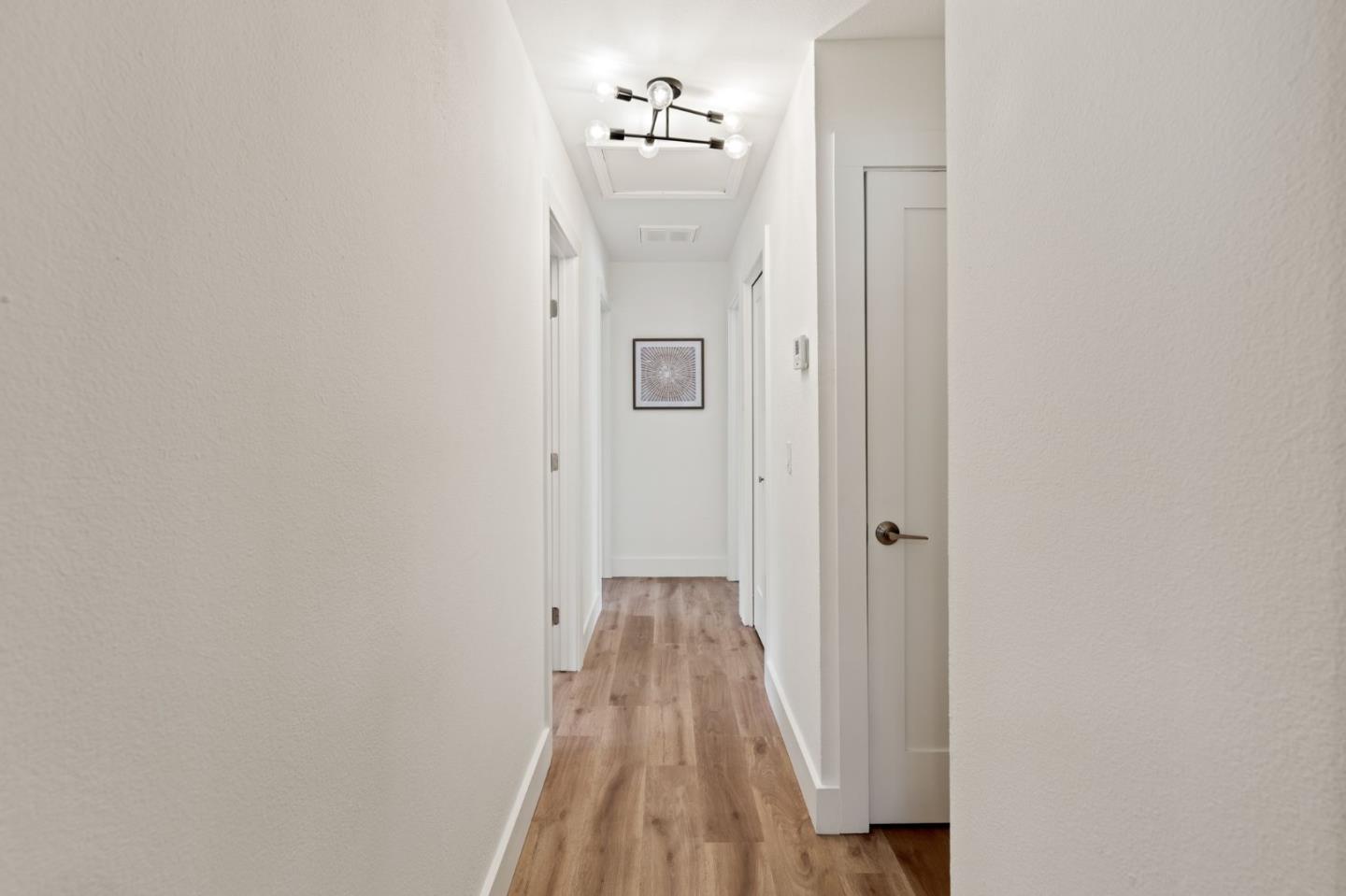 2969 Vivian Lane