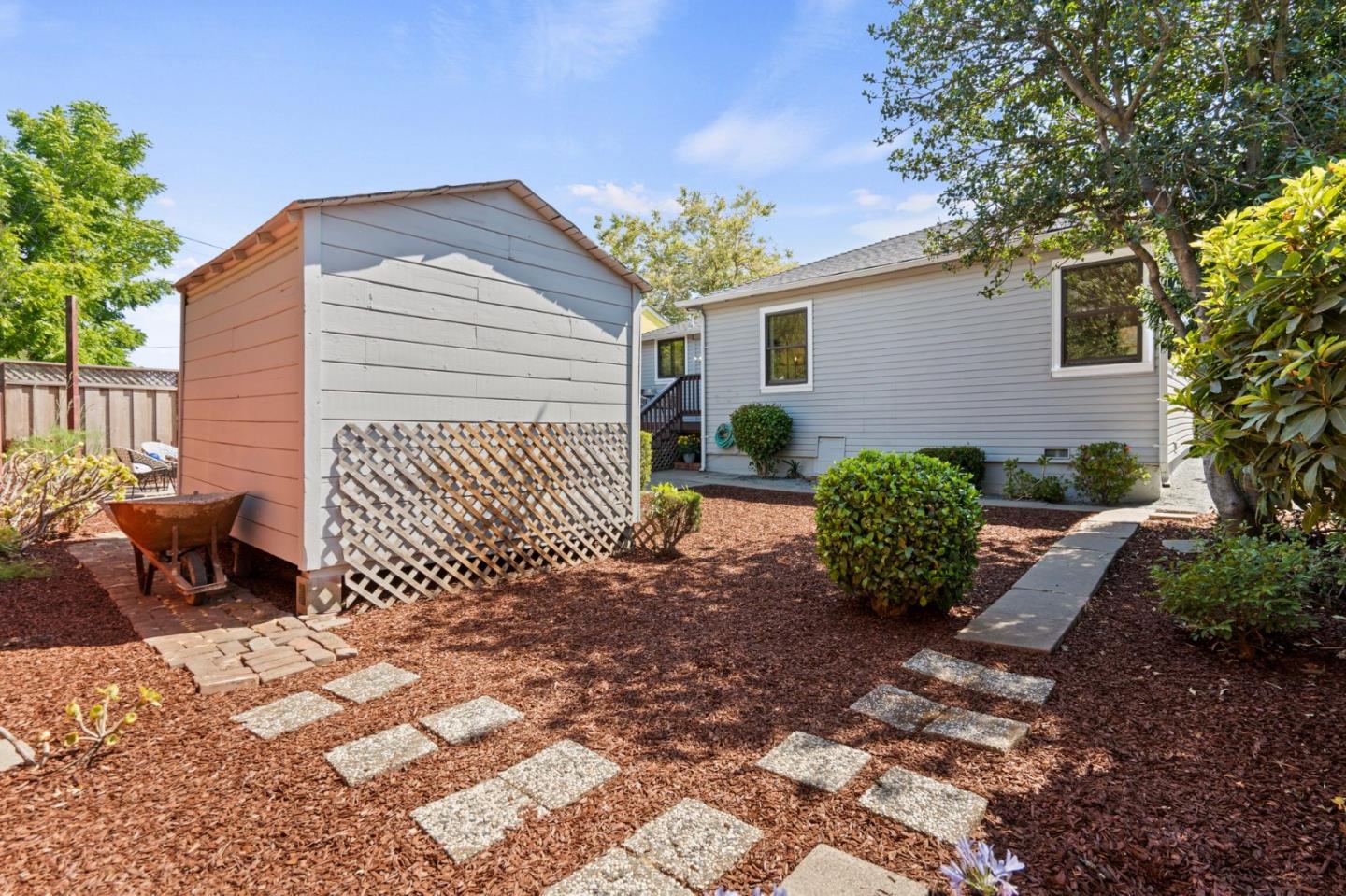 516 Hemlock Avenue