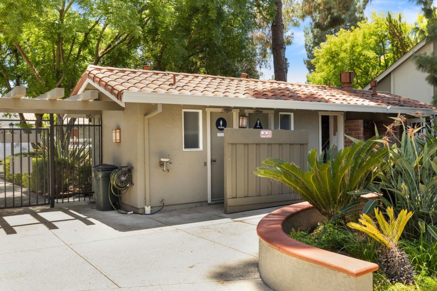 1336 Star Bush Lane