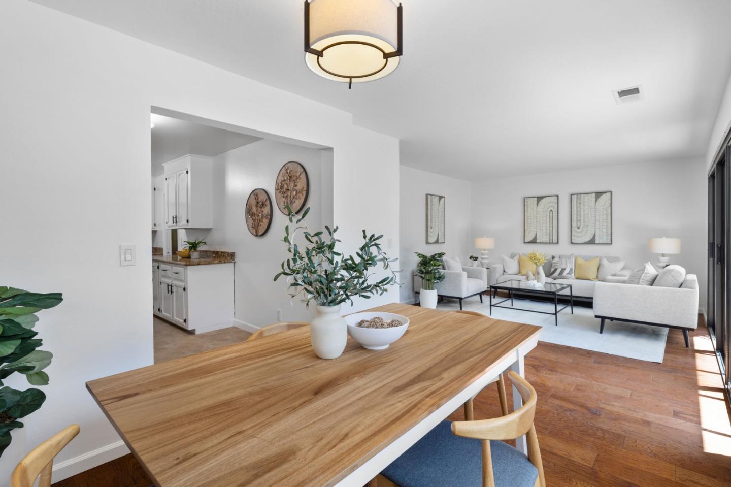 1336 Star Bush Lane