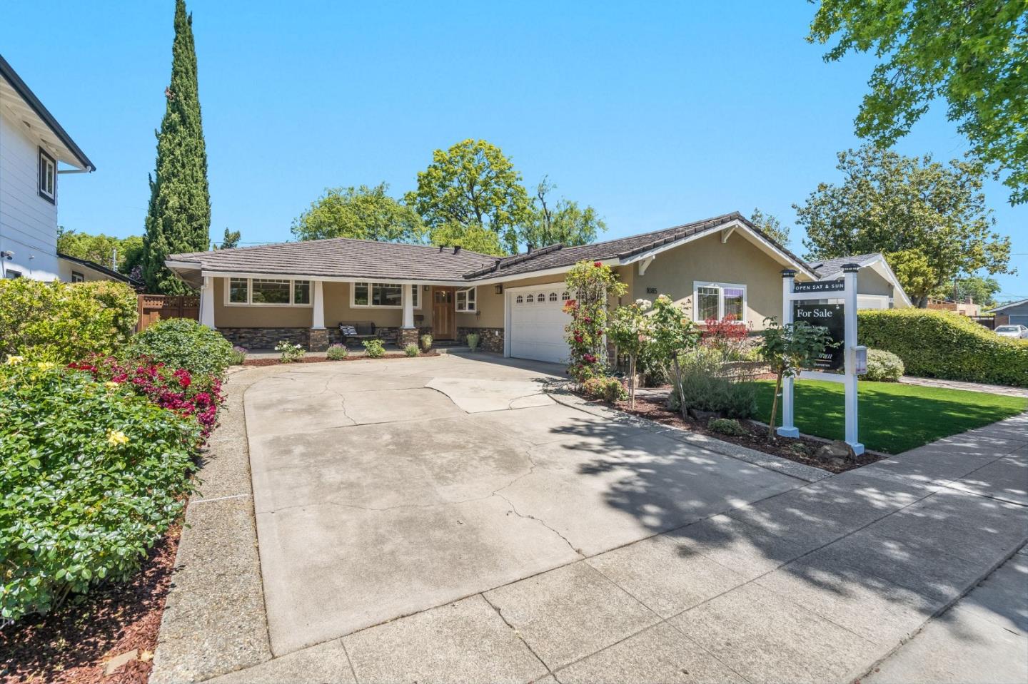 1085 Firth Court