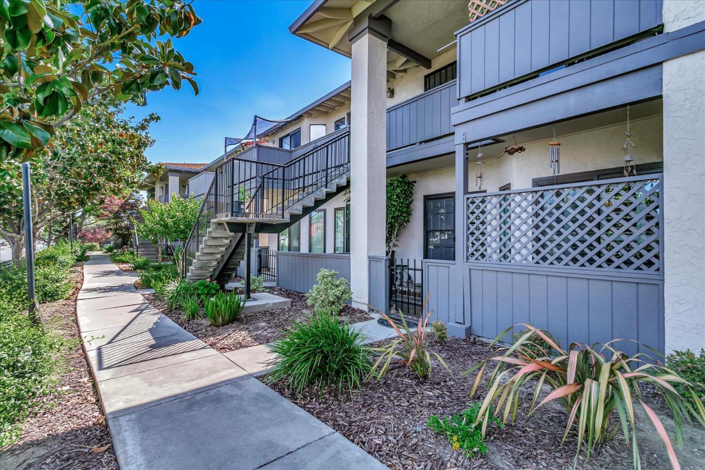 19 Kenbrook Circle