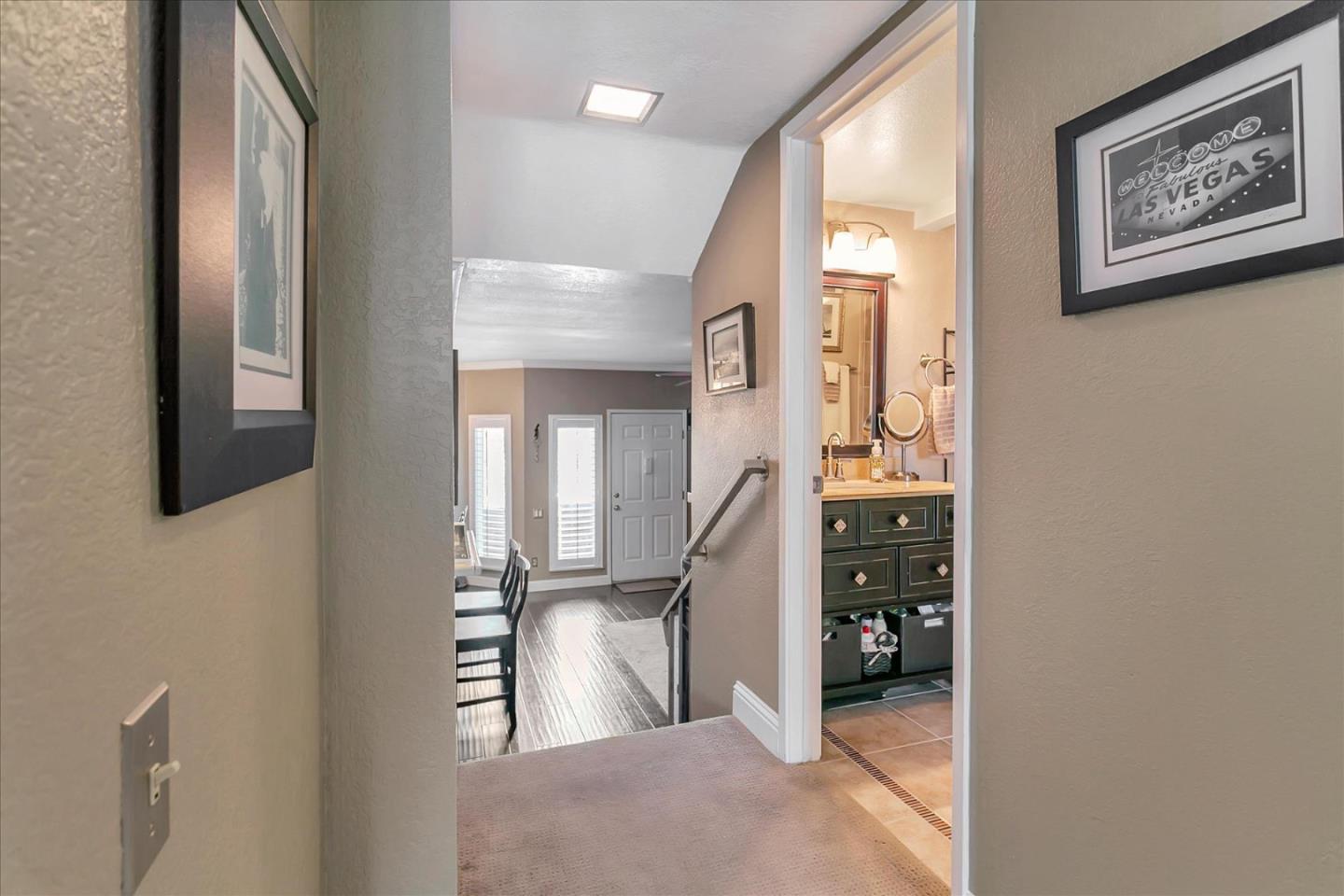 19 Kenbrook Circle