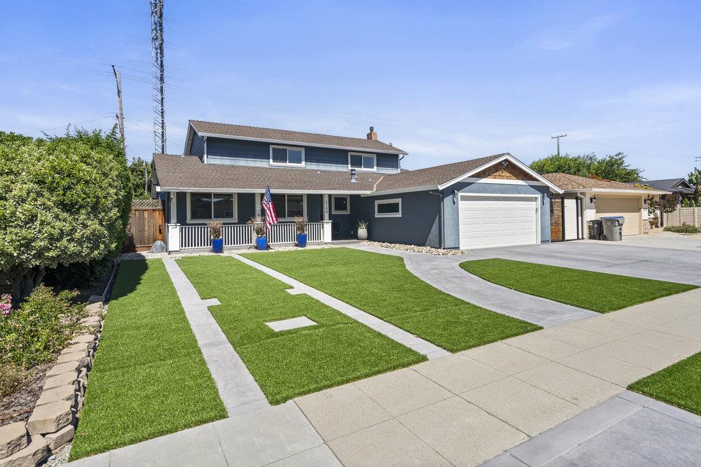 5194 Howes LN