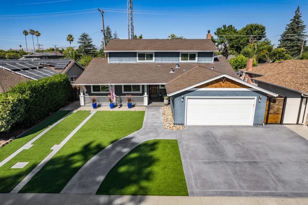 5194 Howes LN