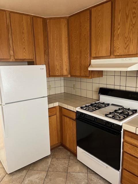880 Gordon Avenue 882