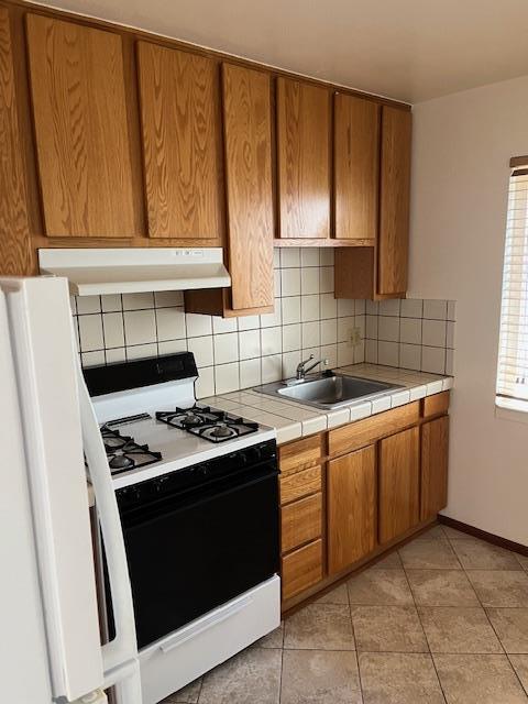 880 Gordon Avenue 882