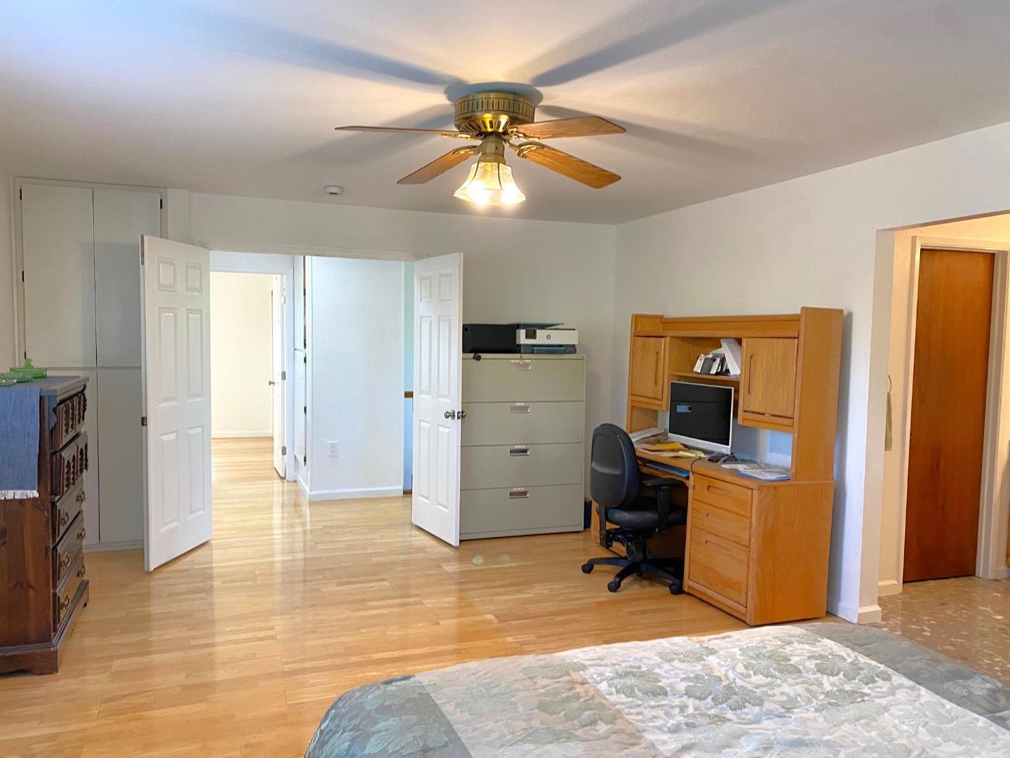 5281 Knights Estates