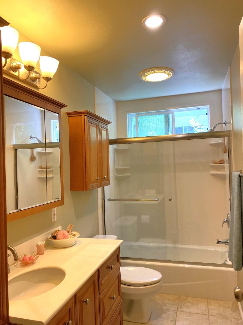 5281 Knights Estates