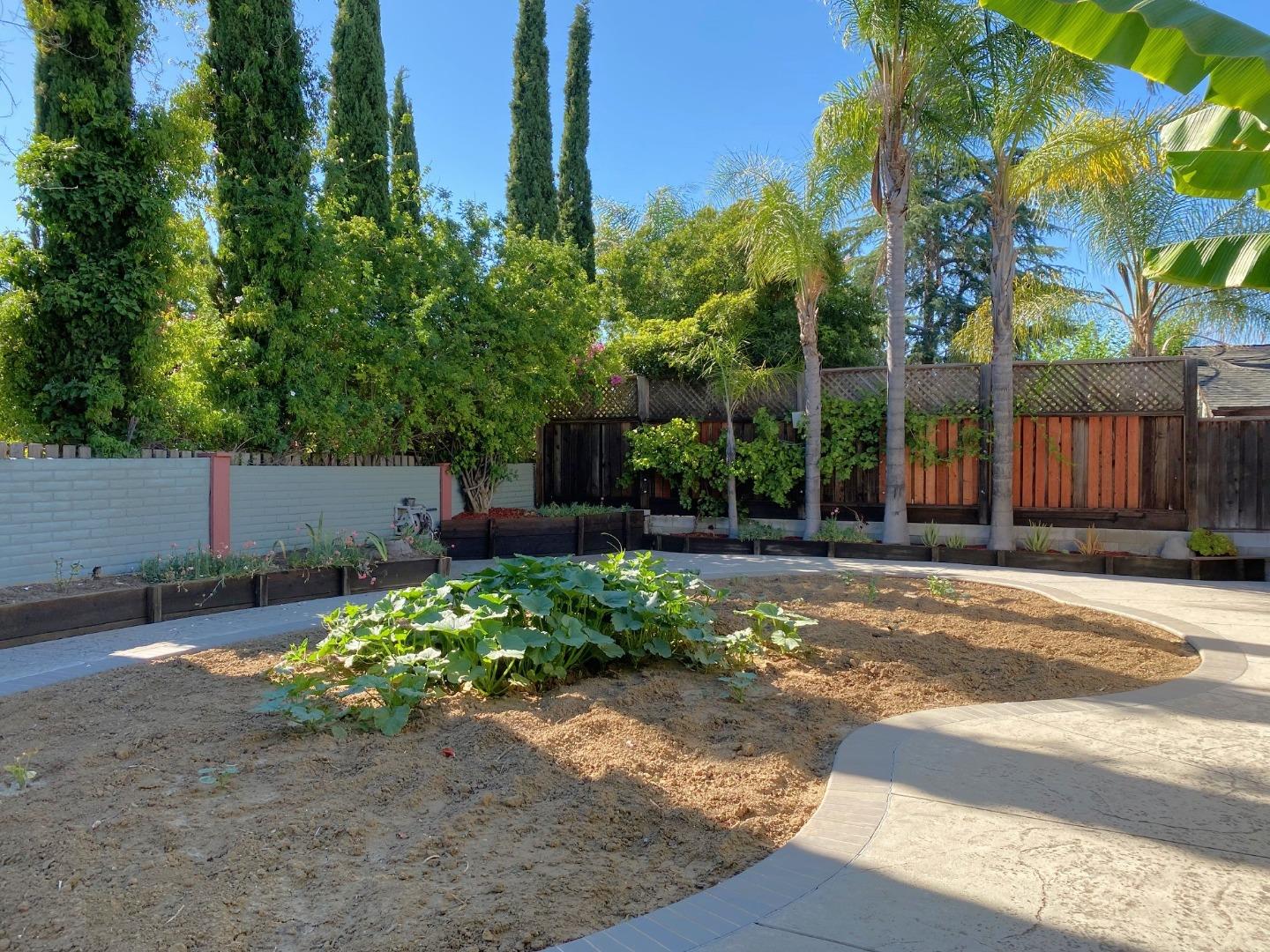 5281 Knights Estates