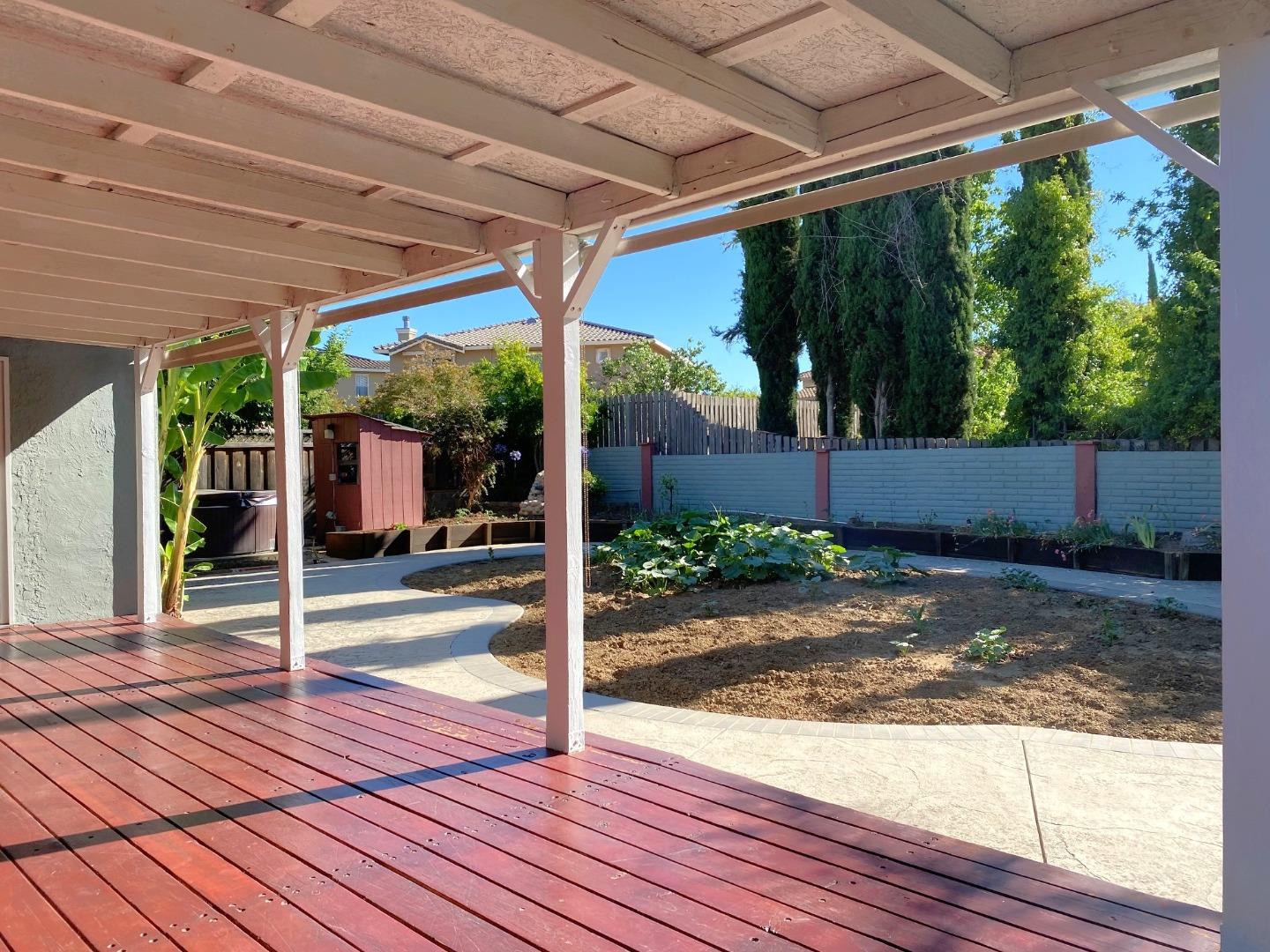 5281 Knights Estates