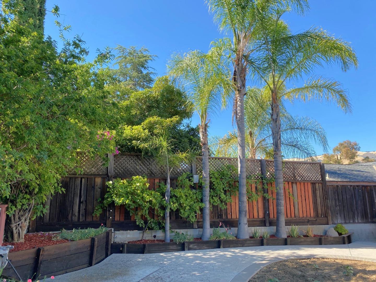 5281 Knights Estates