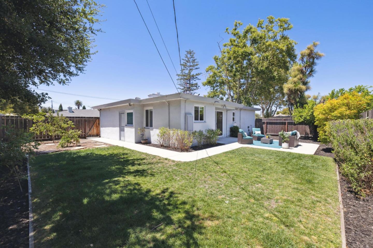 4005 Orinda Drive