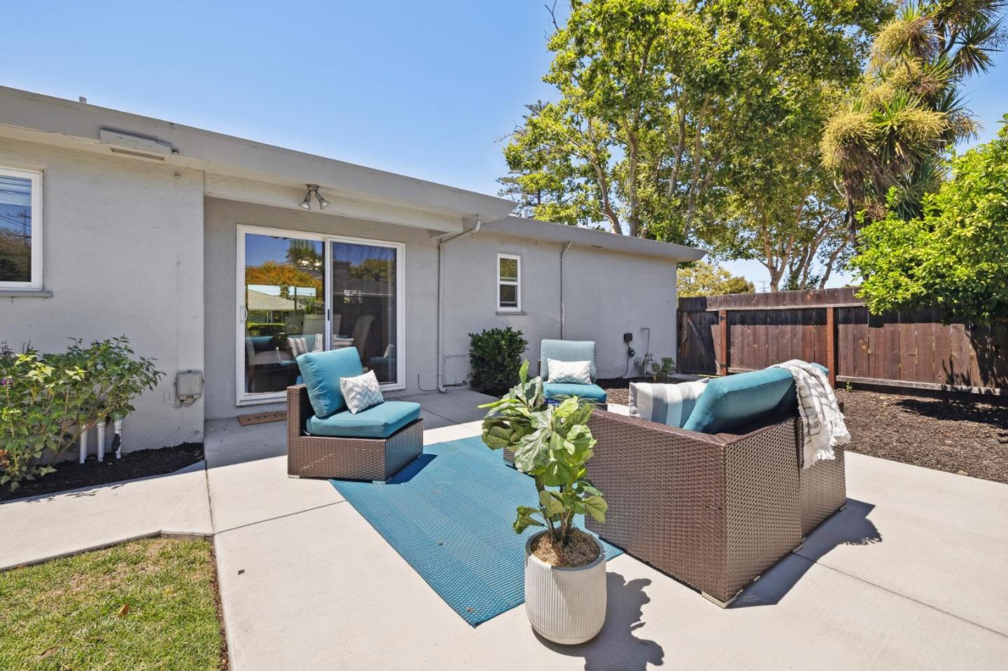 4005 Orinda Drive