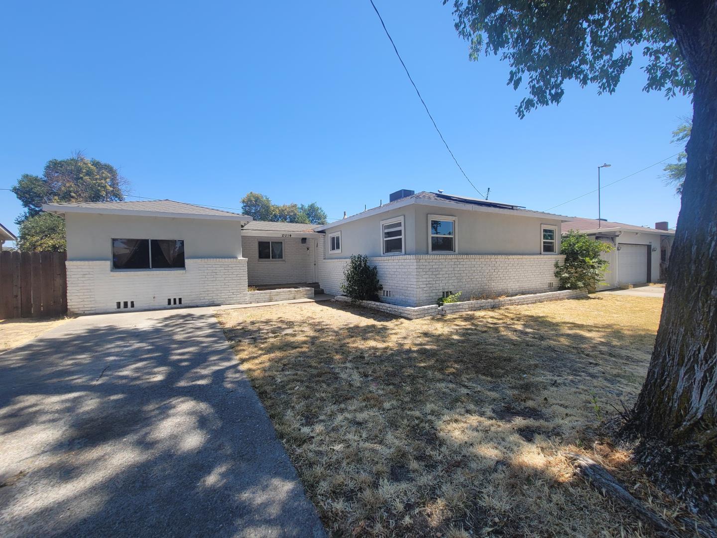 2014 Monticello Avenue