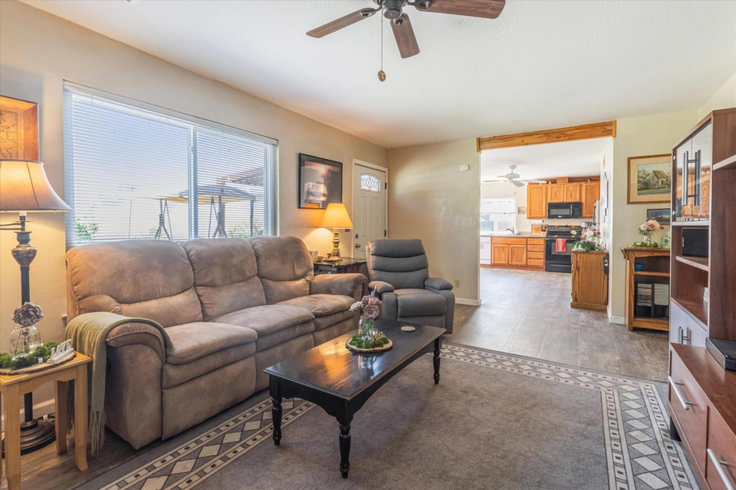 4581 Abbeygate Court