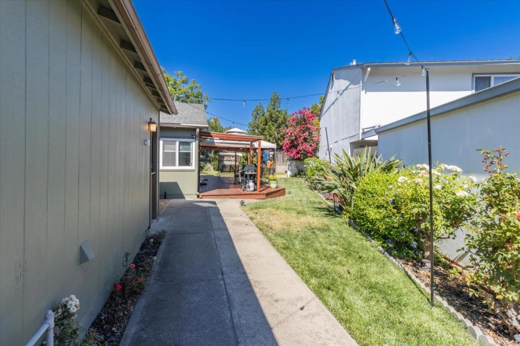4581 Abbeygate Court