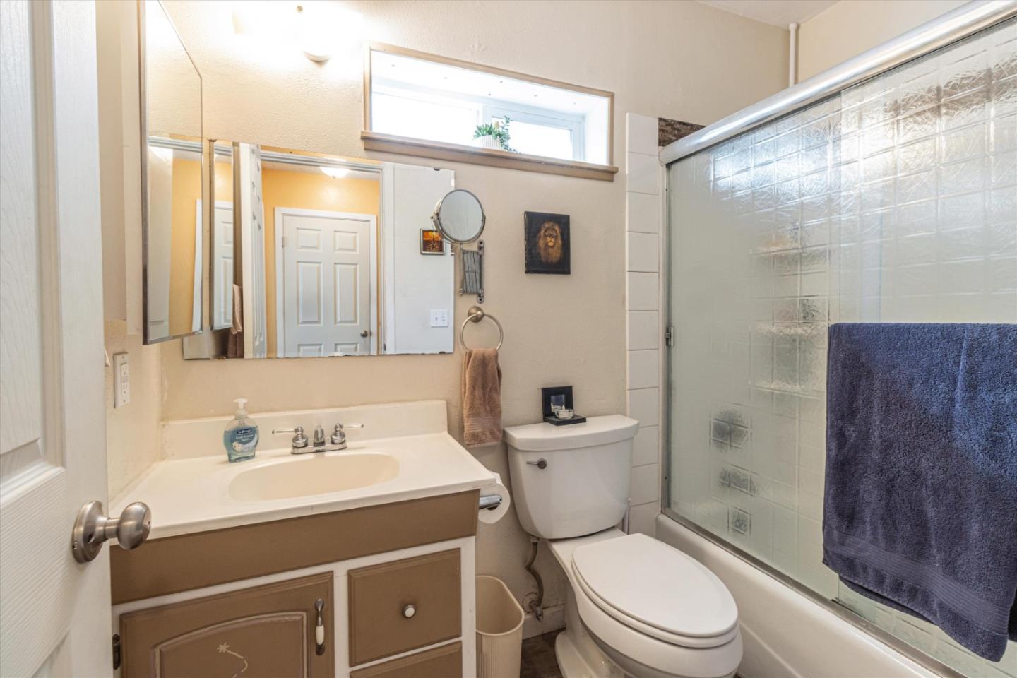 4581 Abbeygate Court