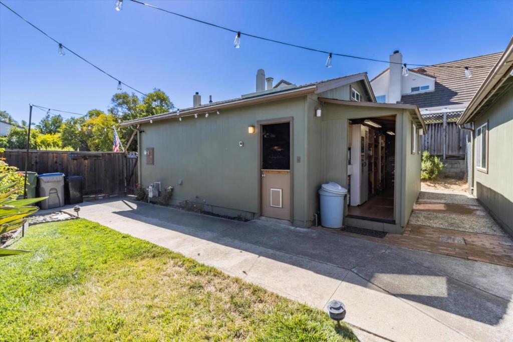 4581 Abbeygate Court