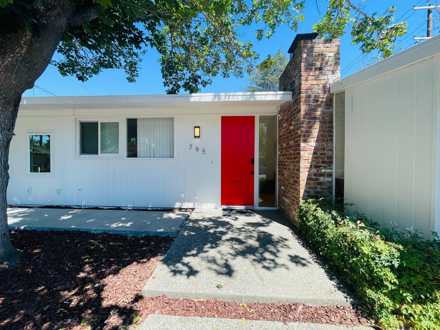 795 Greer Road