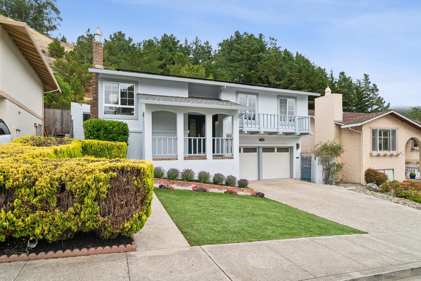 1080 Everglades Drive