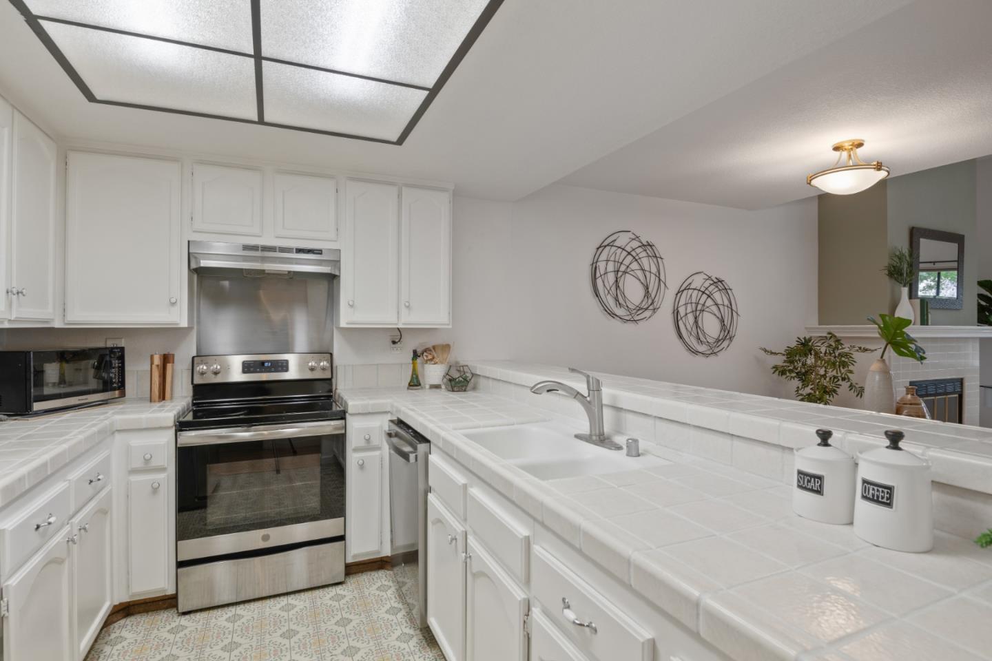 1378 Keenan Way