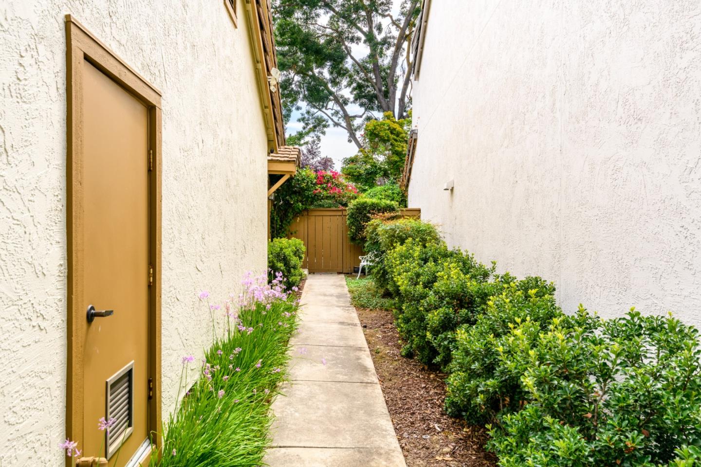 1378 Keenan Way
