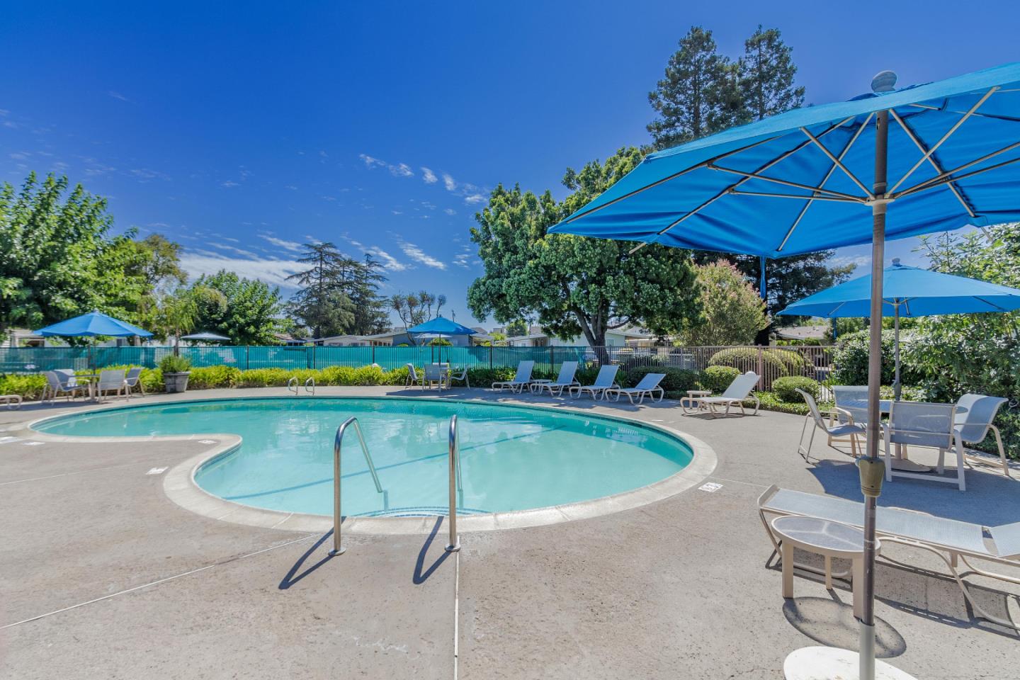 864 Villa Teresa Way Unit: 864