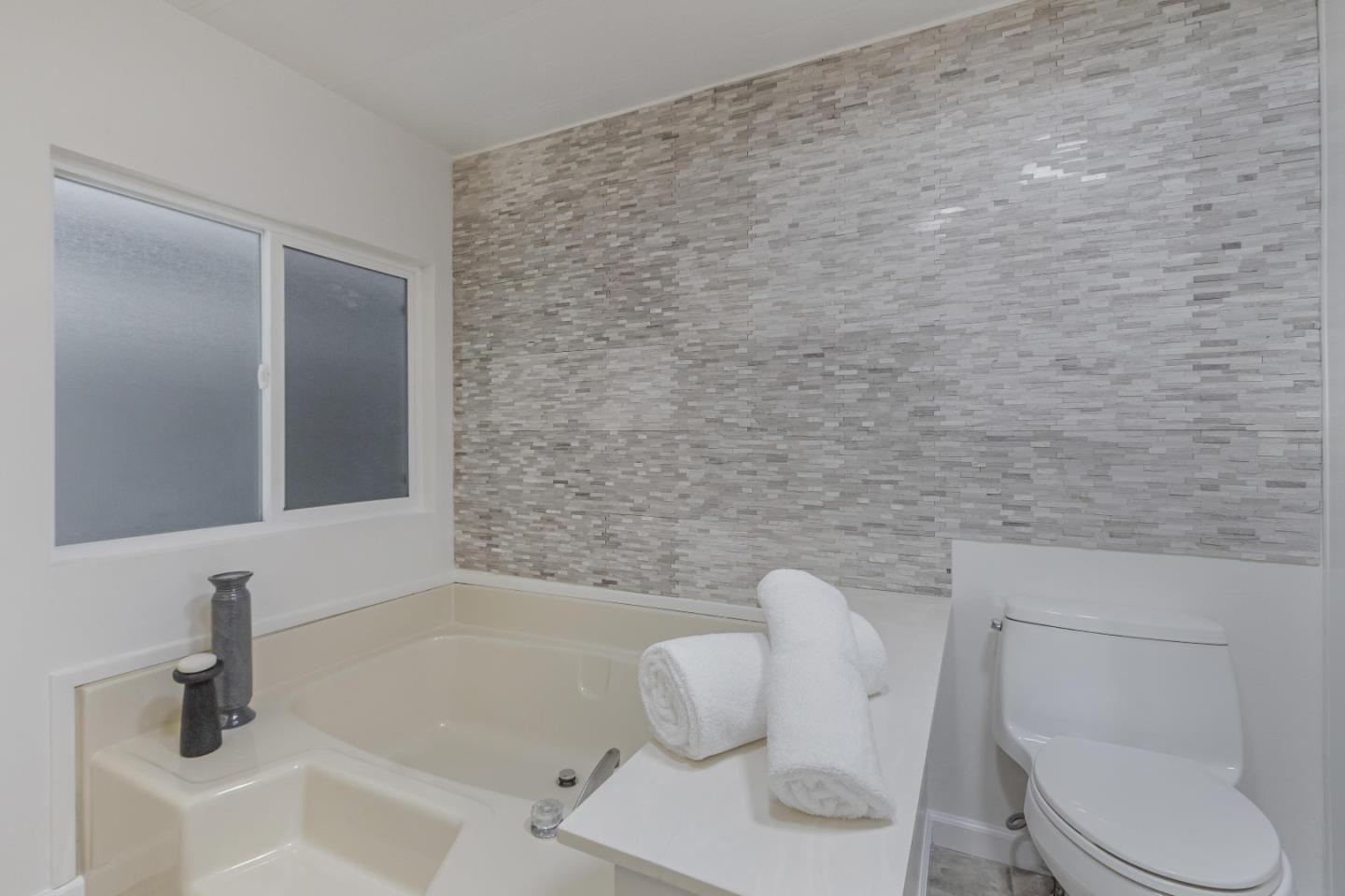 864 Villa Teresa Way Unit: 864