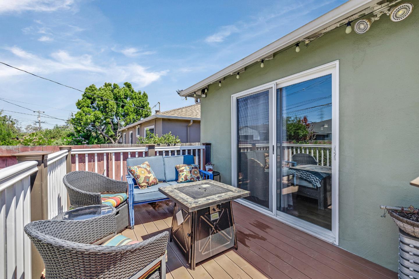 324 San Rey Avenue