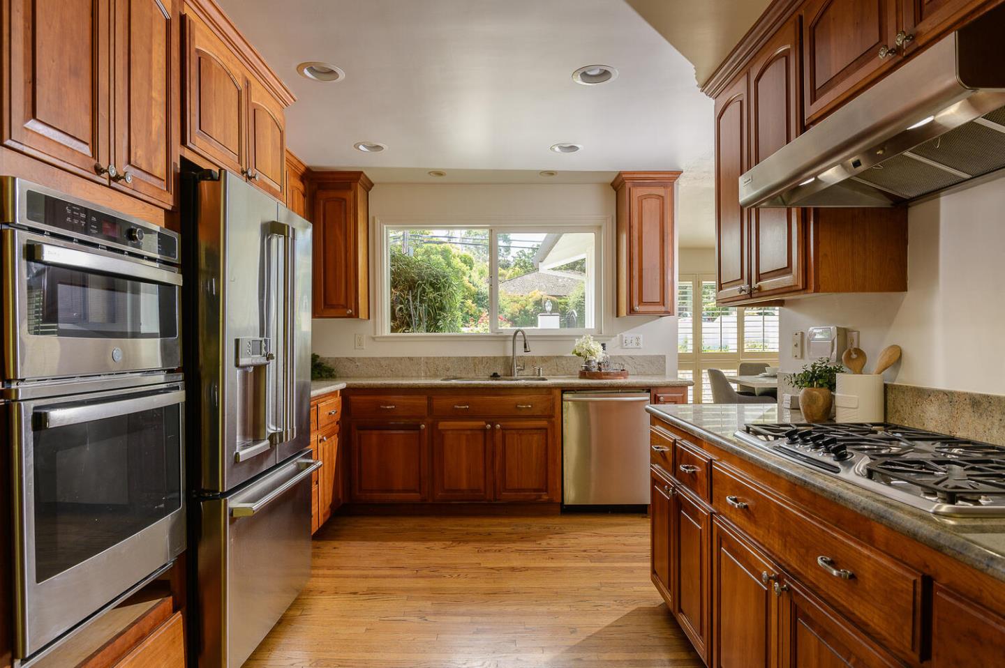 1280 Edgewood Road