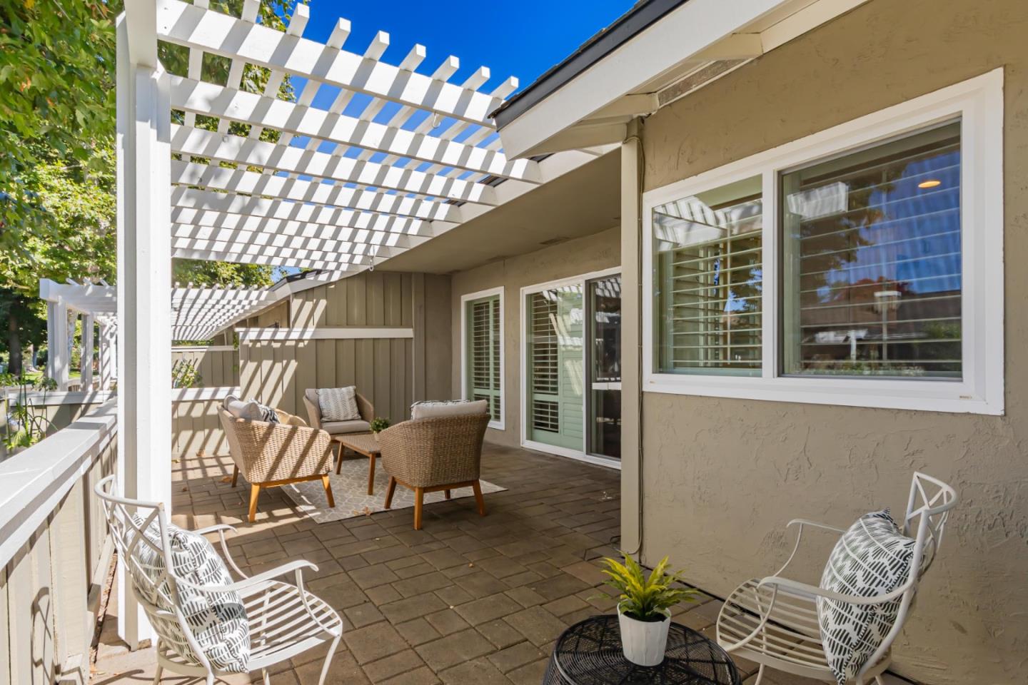 1125 Silver Oak Court