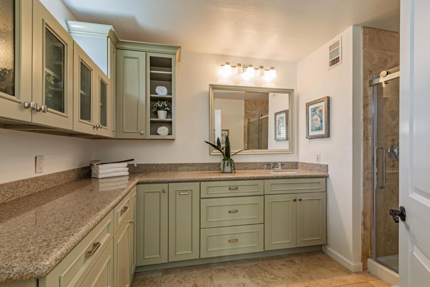 1125 Silver Oak Court