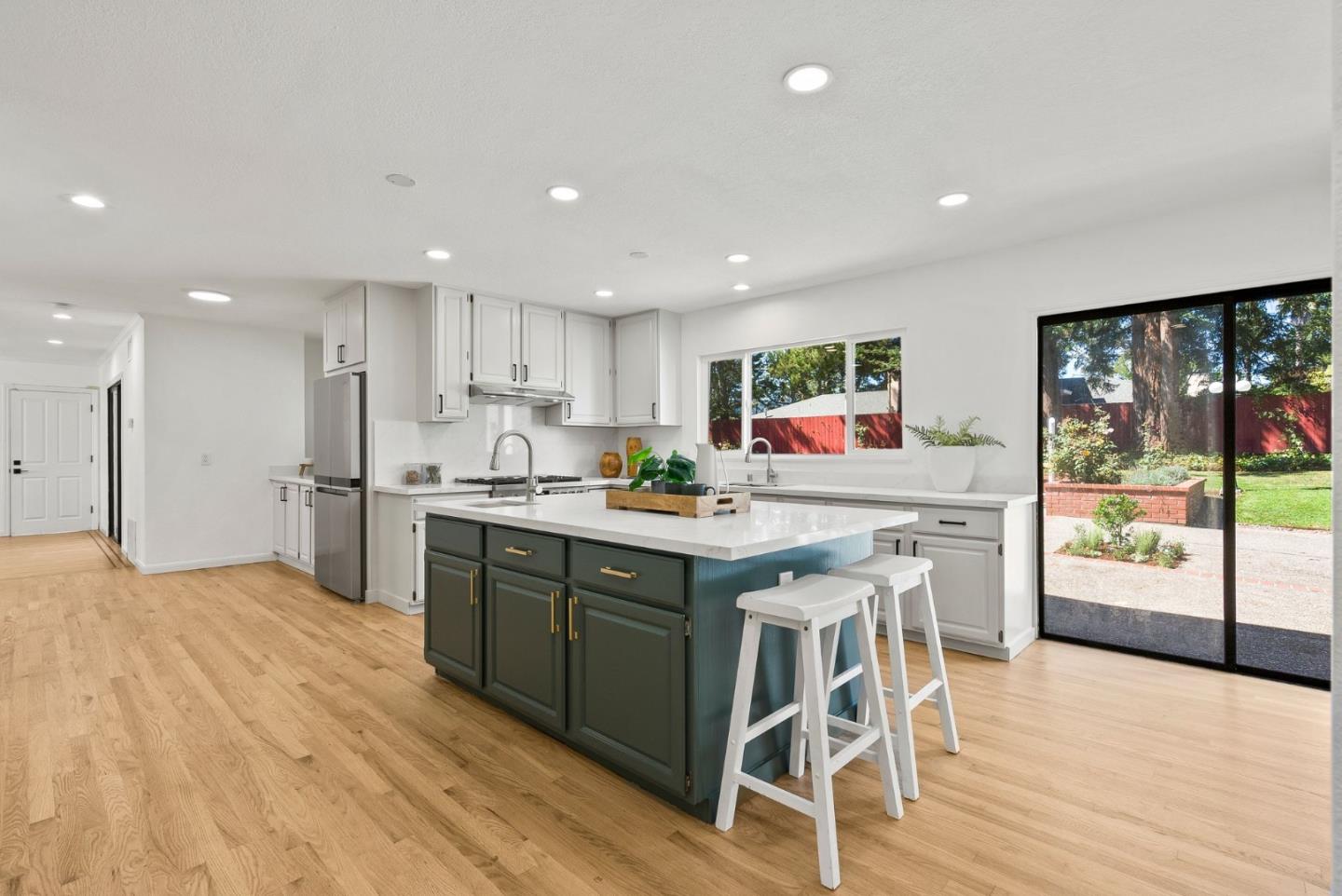 1475 Oak Rim Drive