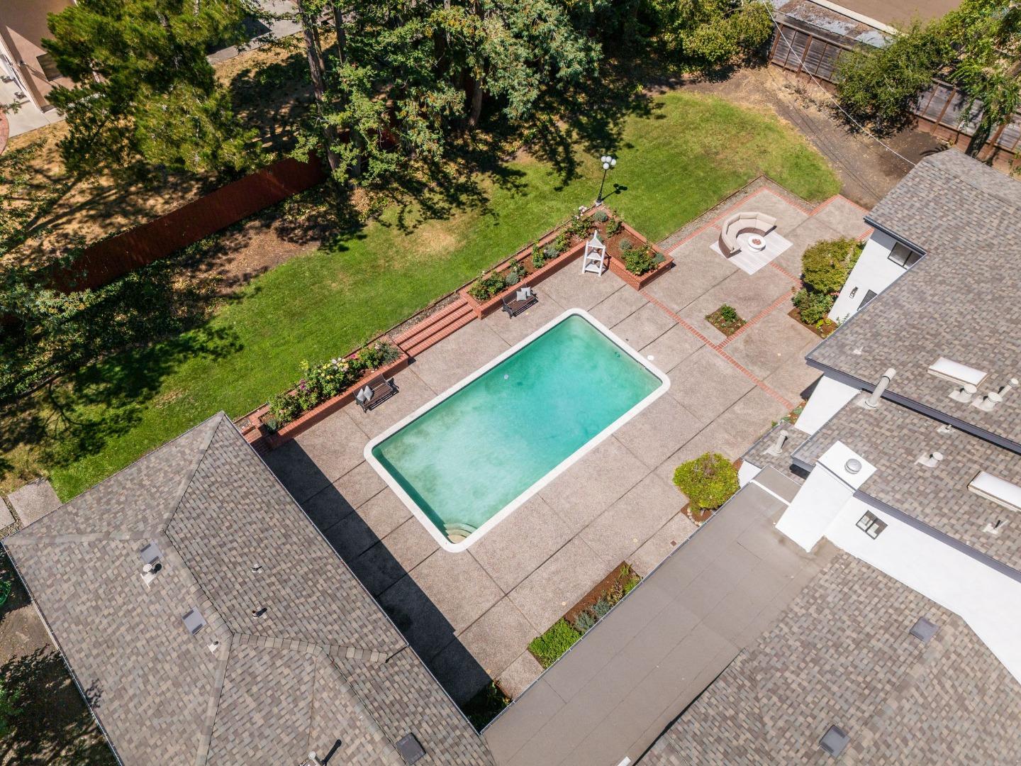 1475 Oak Rim Drive