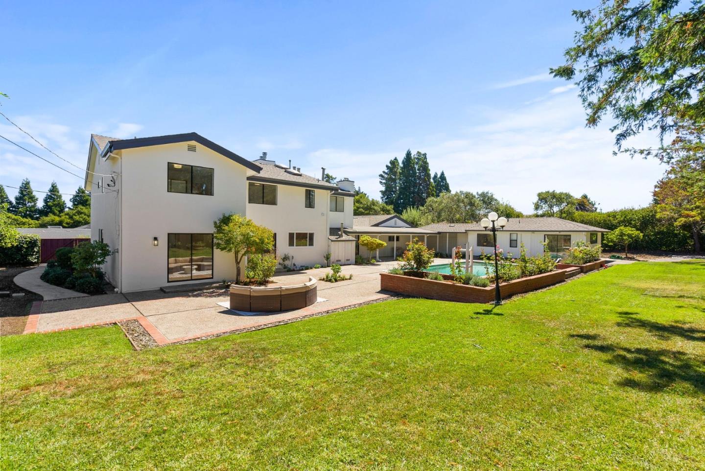 1475 Oak Rim Drive