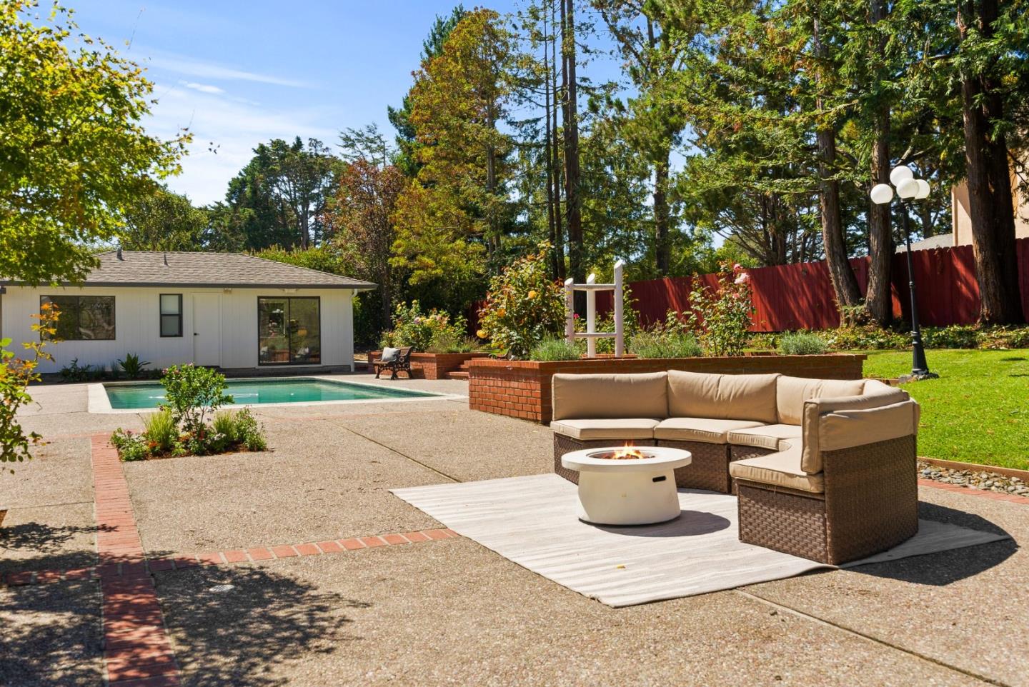 1475 Oak Rim Drive